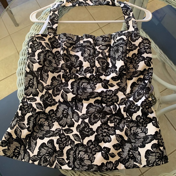 White House Black Market Strapless Bustier - Picture 6 of 7